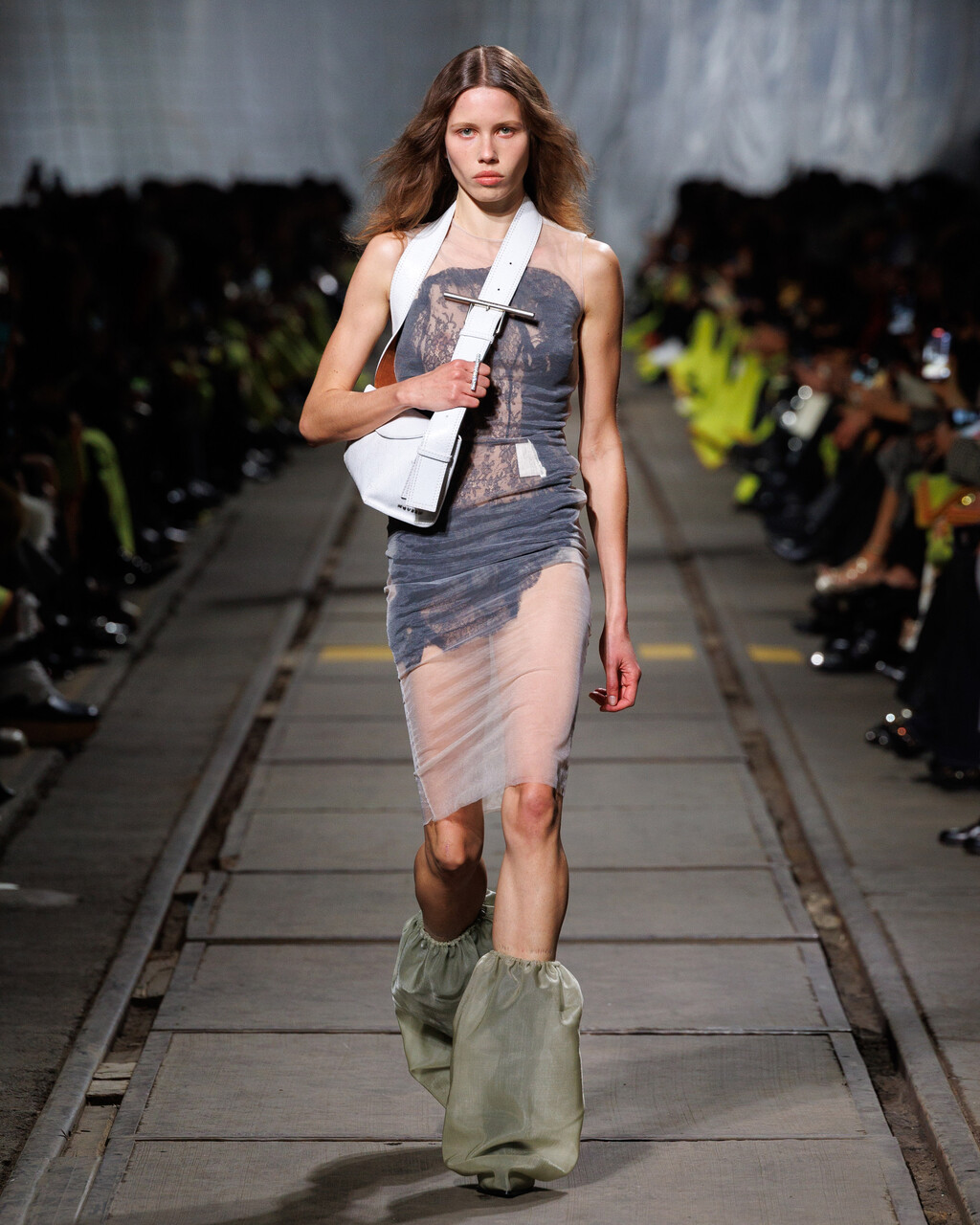 Alexander McQueen AW24 - © Ryan Chappell