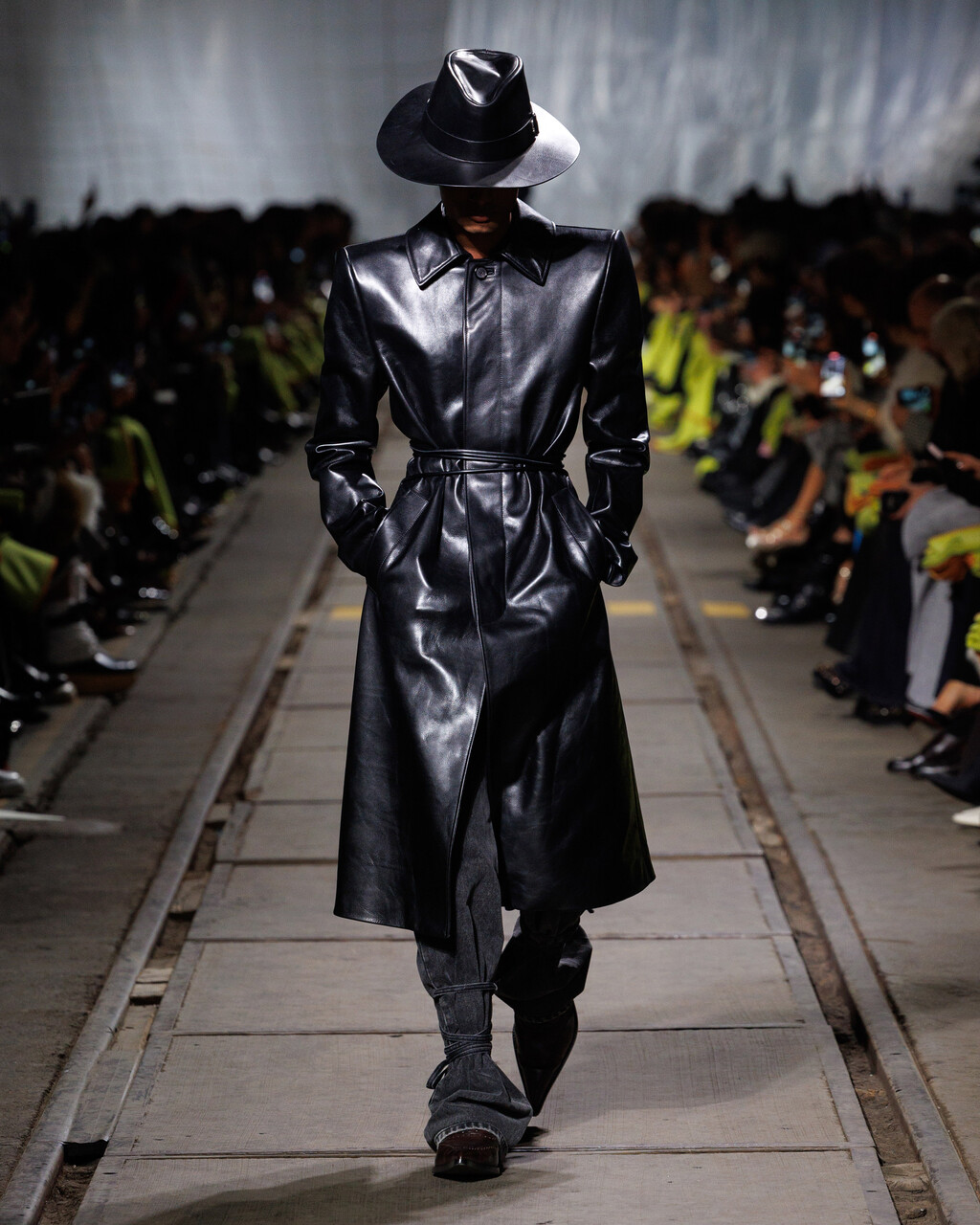 Alexander McQueen AW24 - © Ryan Chappell