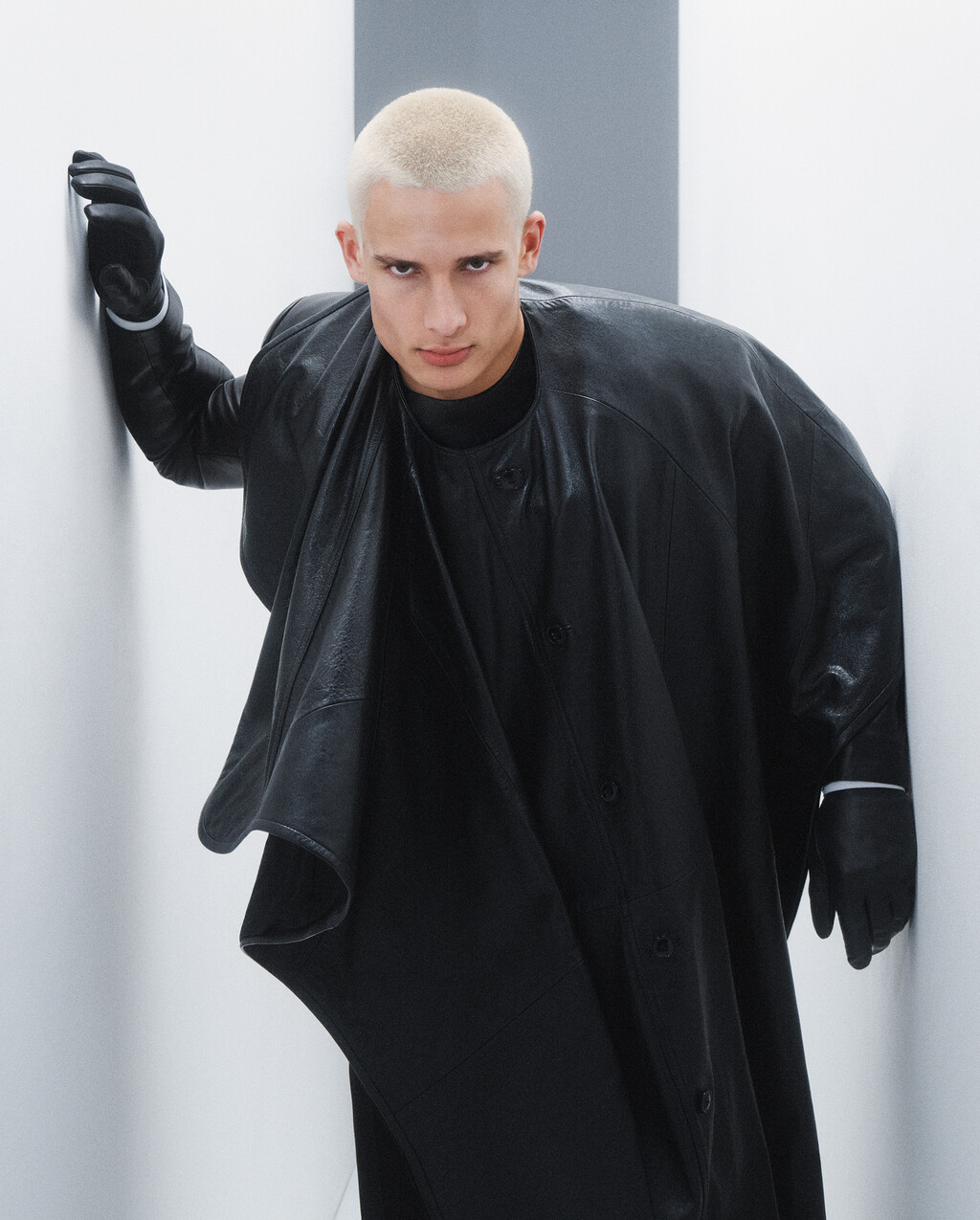 Fantastic Man #42 - © Ryan Chappell
