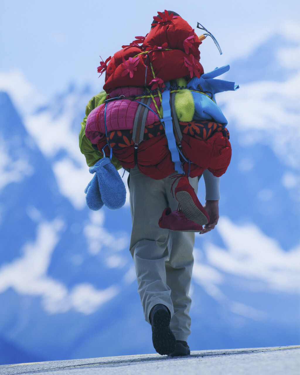 Jacquemus Le Montagne - © Ryan Chappell