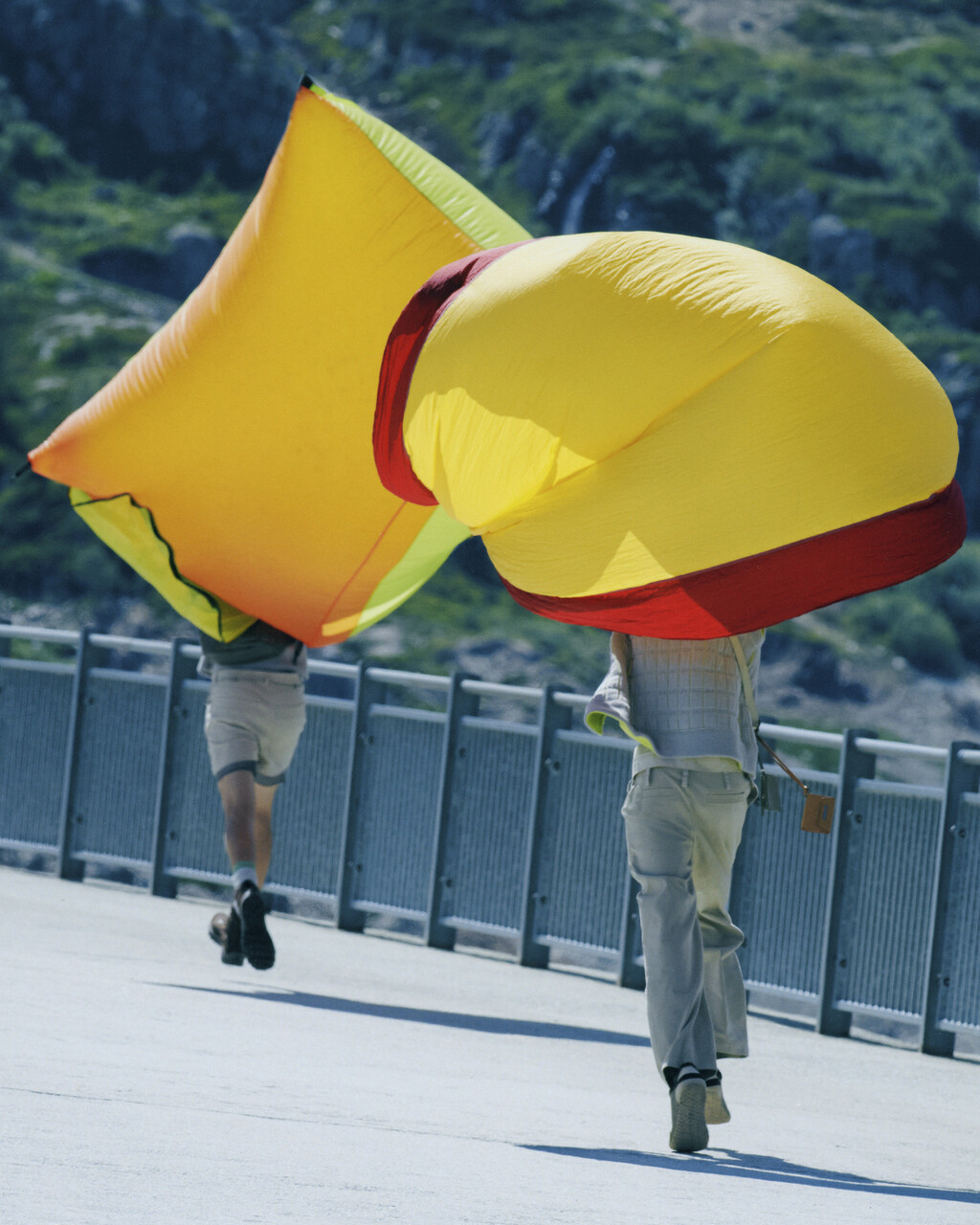 Jacquemus Le Montagne - © Ryan Chappell