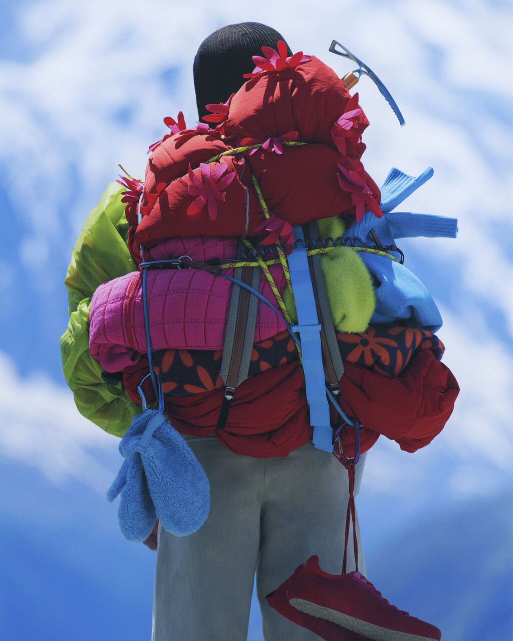 Jacquemus Le Montagne - © Ryan Chappell