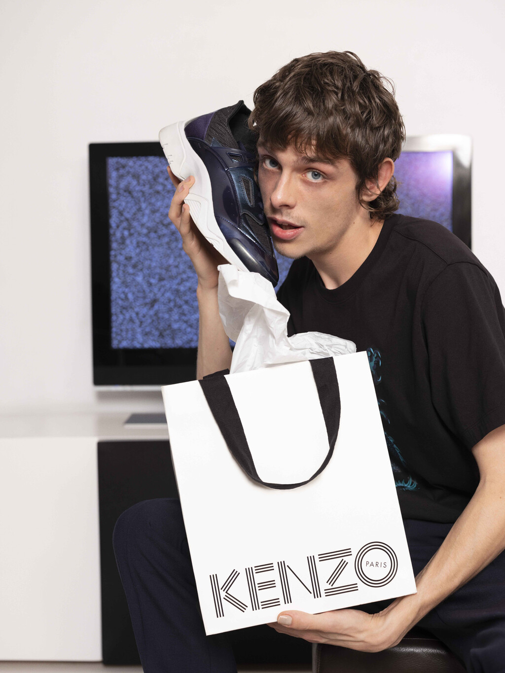 Kenzo - © Ryan Chappell