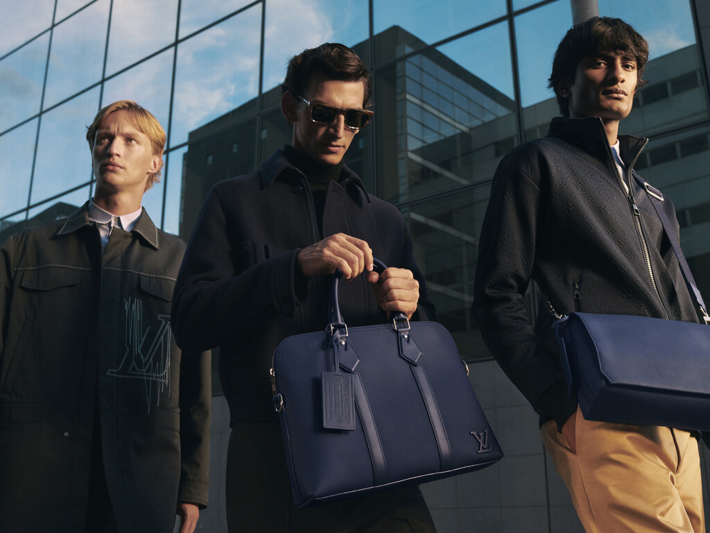 Louis Vuitton Aerogram - © Ryan Chappell